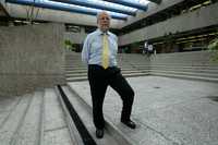 El historiador Javier Garciadiego, presidente de El Colegio de México, en el moderno edificio que ocupa la institución en Camino al Ajusco número 20, colonia Pedregal de Santa Teresa