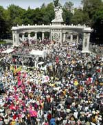 Exige AMLO garant&iacute;as por escrito de no privatizaci&oacute;n