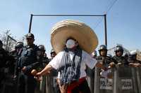 En el predio Terromotitla, expropiado la semana pasada por el Gobierno del Distrito Federal para la construcción de la línea 12 del Metro, ubicado en el pueblo de San Francisco Tlaltenco, en Tláhuac, se reanudaron ayer las protestas contra el proyecto