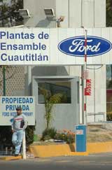 A la calle, 650 trabajadores de la planta Ford Cuautitl&aacute;n