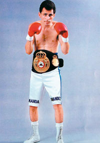 El c&aacute;ncer puso al Chicanito contra las cuerdas