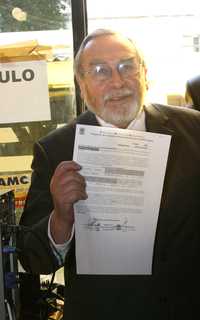 Bernardo Bátiz registró ayer su precandidatura a delegado de Benito Juárez